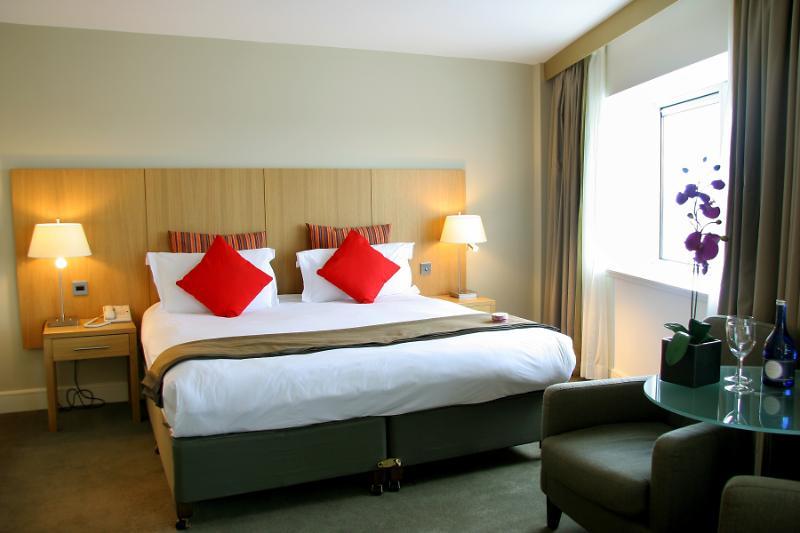 Clayton Hotel Limerick Junction מראה חיצוני תמונה